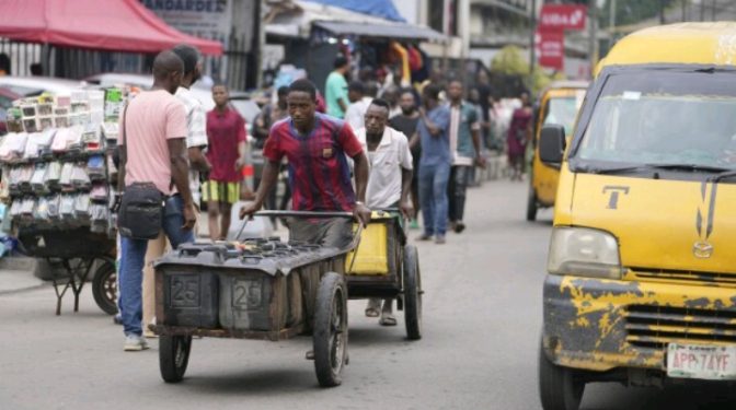 Why Over 90% of Informal Workers Can’t Pay Taxes–Oyedele