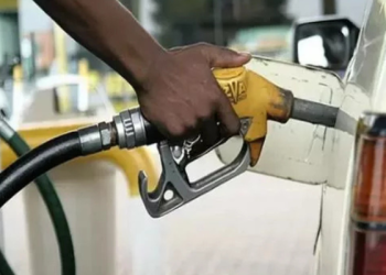 FG Suspends 15 Percent Import Duty on Petrol and Diesel