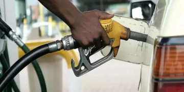 FG Suspends 15 Percent Import Duty on Petrol and Diesel