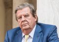 Vodacom and Johann Rupert’s Remgro Seal $673 Million Fiber Deal to Boost South African Connectivity