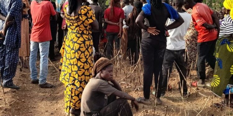 Gunmen Kill Dozens and Kidnap Locals in Central Nigeria Amid Rising Insecurity