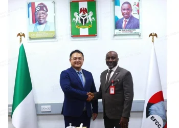 OPay Pledges Strict Compliance During EFCC Visit