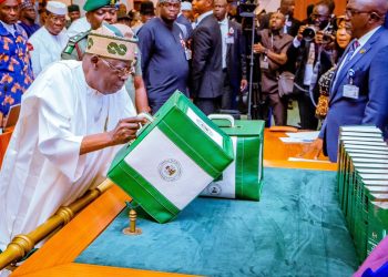 Federal Government Fails to Detail 2025 Spending