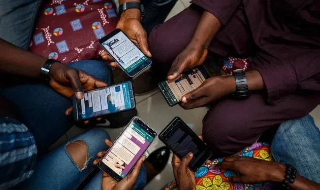 Nigeria Weighs Social Media’s Double-Edged Sword as Australia Enacts Under-16 Ban