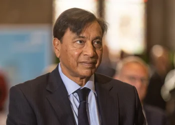 Lakshmi Mittal Reopens Talks to Exit South Africa’s Struggling Steel Business