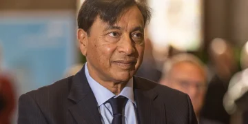 Lakshmi Mittal Reopens Talks to Exit South Africa’s Struggling Steel Business