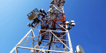 Telecom Revenues Squeezed as ARPU Continues Falling