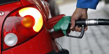 Retailers Slash Petrol Prices Amid Dangote-Driven Market Shake-Up