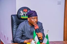 Fintiri Joins APC Citing National PDP Crisis