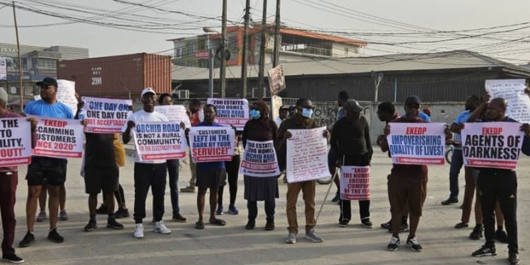 Lekki Residents Engage EKEDC Over Power Supply Amid Petrol Price Crisis