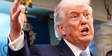 UN Warns Trump Risks Violating International Law with Iran Strike Threats