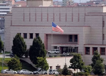 US Reduces Embassy Staff in Abuja, Expands Travel Warning to 23 States