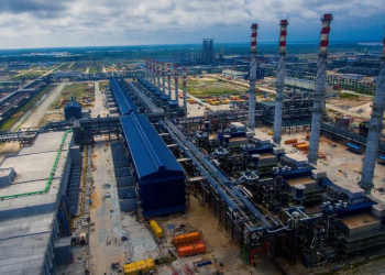 Dangote Refinery Moves into Chemical Production
