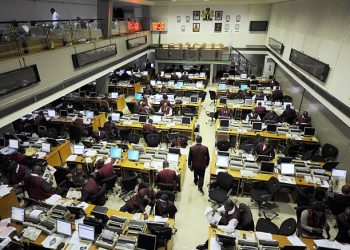 Nigeria’s Market Comeback Sparks Confidence, Tests Reform Commitment