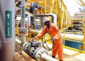 Nigerian Oil Firms Accelerate Production Expansion Amid Middle East Tensions