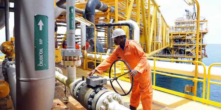 Nigerian Oil Firms Accelerate Production Expansion Amid Middle East Tensions