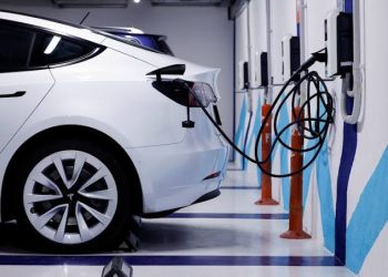 Abuja to Deploy 500 Electric Vehicles with Solar Charging Hubs