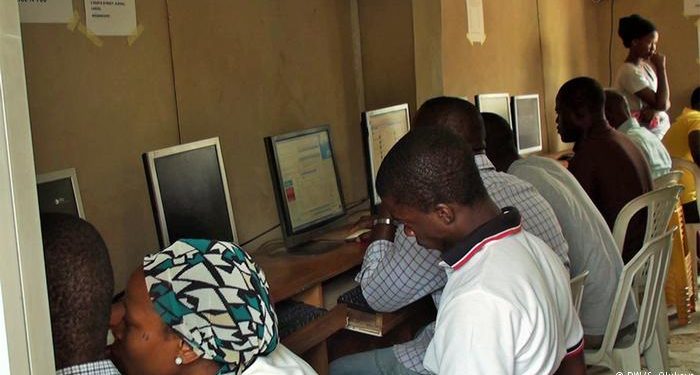 How Mobile Internet Ended Nigeria’s Cyber Café Boom