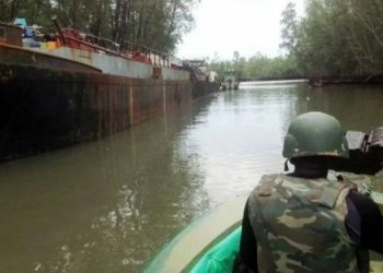 Nigerian Navy Seizes 682 Tonnes of Suspected Illegal Crude in Akwa Ibom