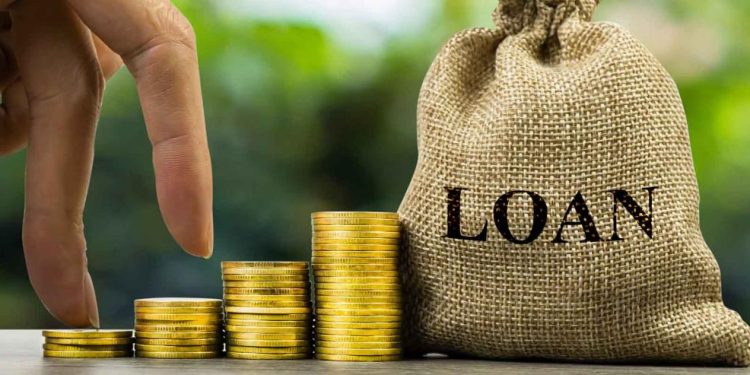 Borrowing to Start a Business vs. Borrowing to Grow One