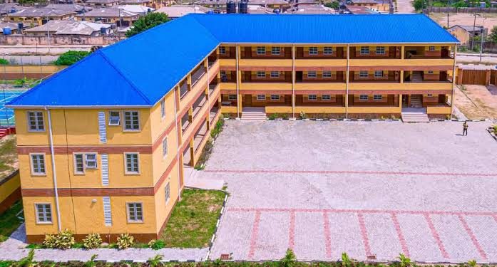 Nigeria’s Rising School Fees Put Low-Income Families Under Strain