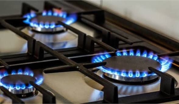 Nigeria’s Cooking Gas Crisis Is Changing How Families Eat