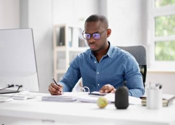 Why Smart Employees Get Stuck at Work, And How to Move Up