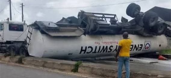 45,000-Litre Petrol Tanker Overturns in Epe, No Casualty Recorded