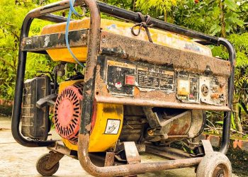 How Nigeria’s Changing Power Market Is Shrinking Generator Repair Work