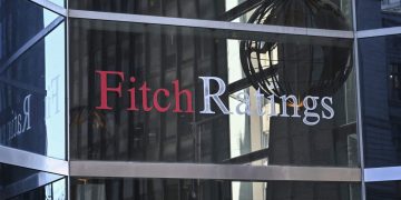 Fitch Revises Nigeria’s Credit Outlook to Positive, Affirms ‘B’ Rating