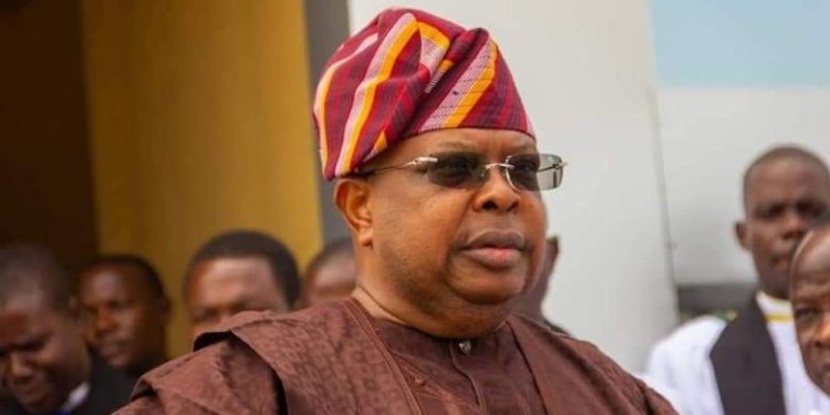 FG Begins Construction of 17.7MW Mini-Grids in Oyo, Rules Out Tariff Hike