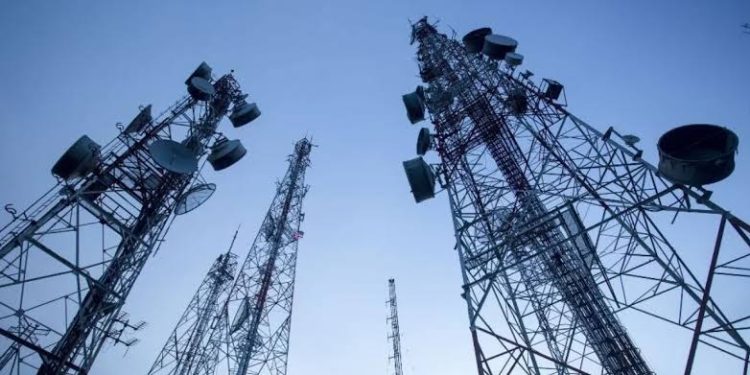 Nigeria Launches 3,700-Tower Project to Boost Rural Connectivity