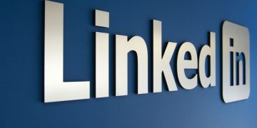 Optimizing LinkedIn Profiles for Searchability and Career Growth in Nigeria